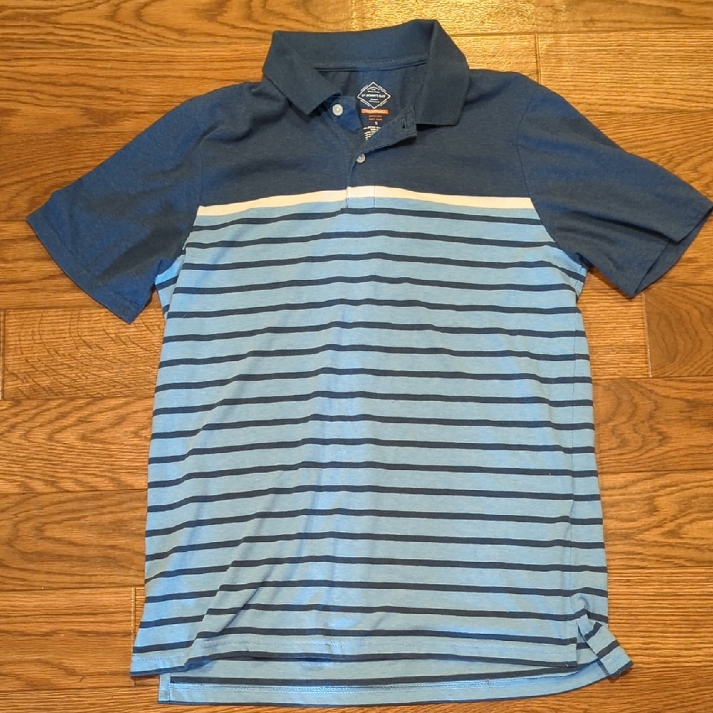St. John's Bay Blue and White Polo Shirt Casual Striped Design